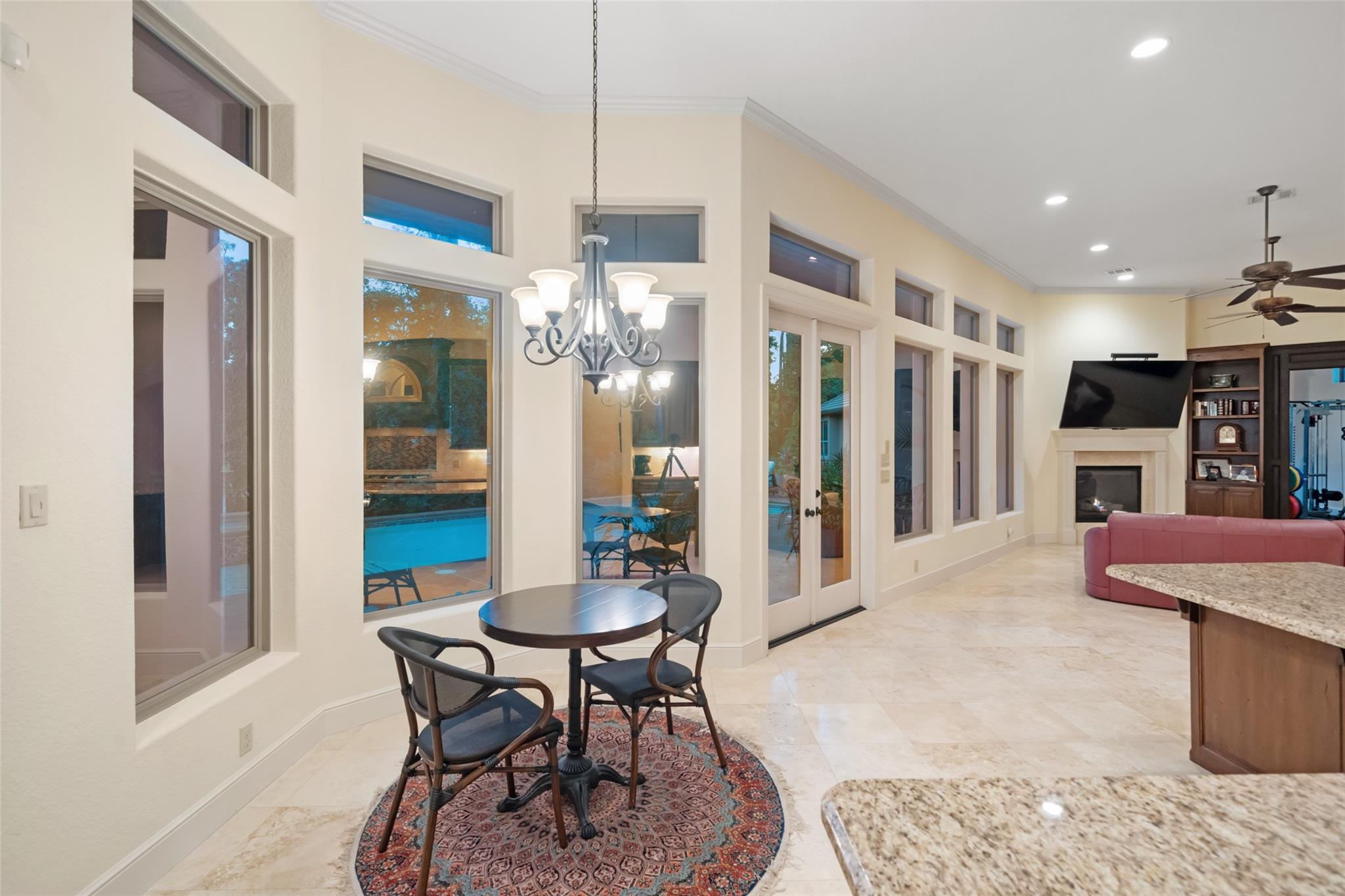 102 Ridge Lake Lane