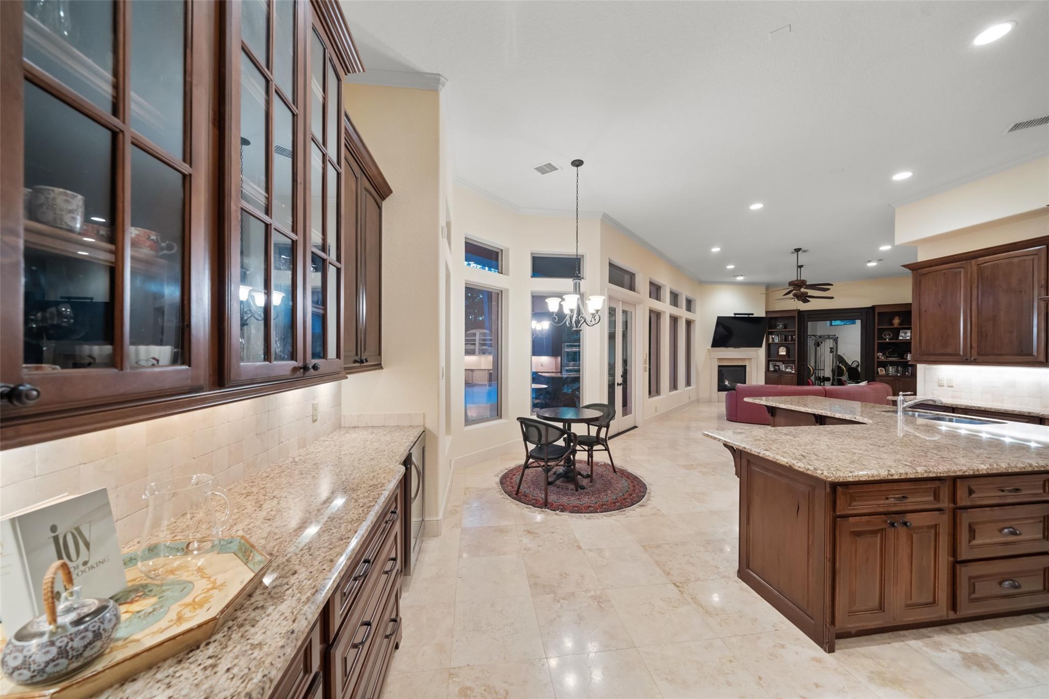 102 Ridge Lake Lane