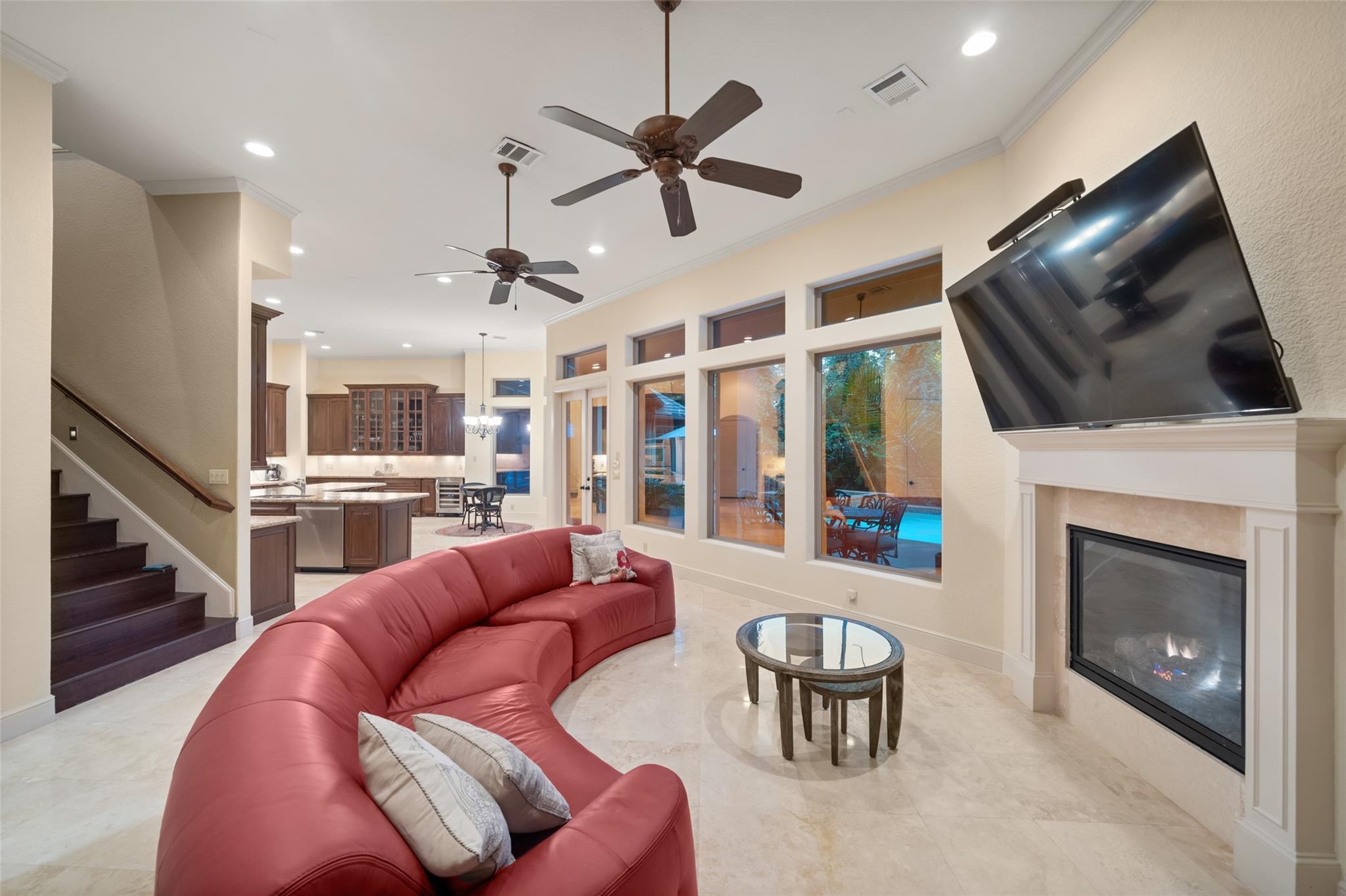102 Ridge Lake Lane
