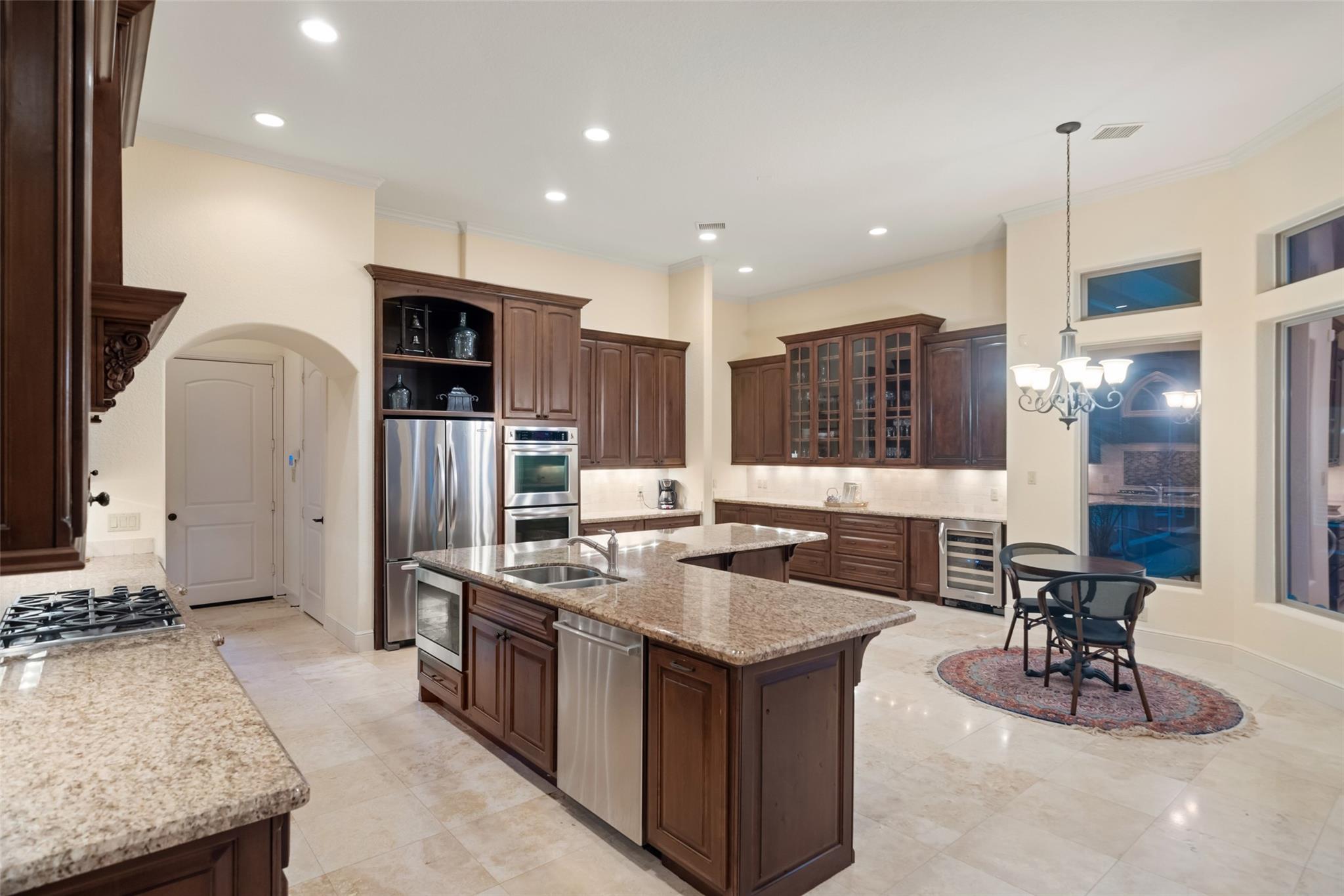 102 Ridge Lake Lane