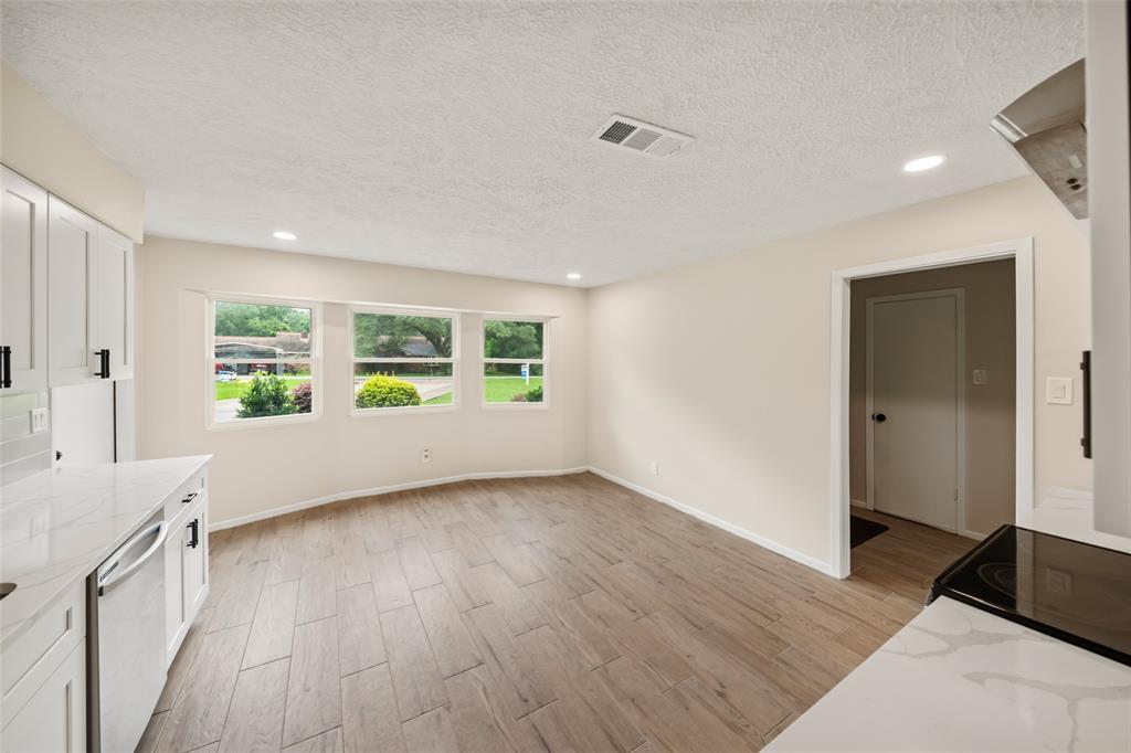 532 Woolridge Drive