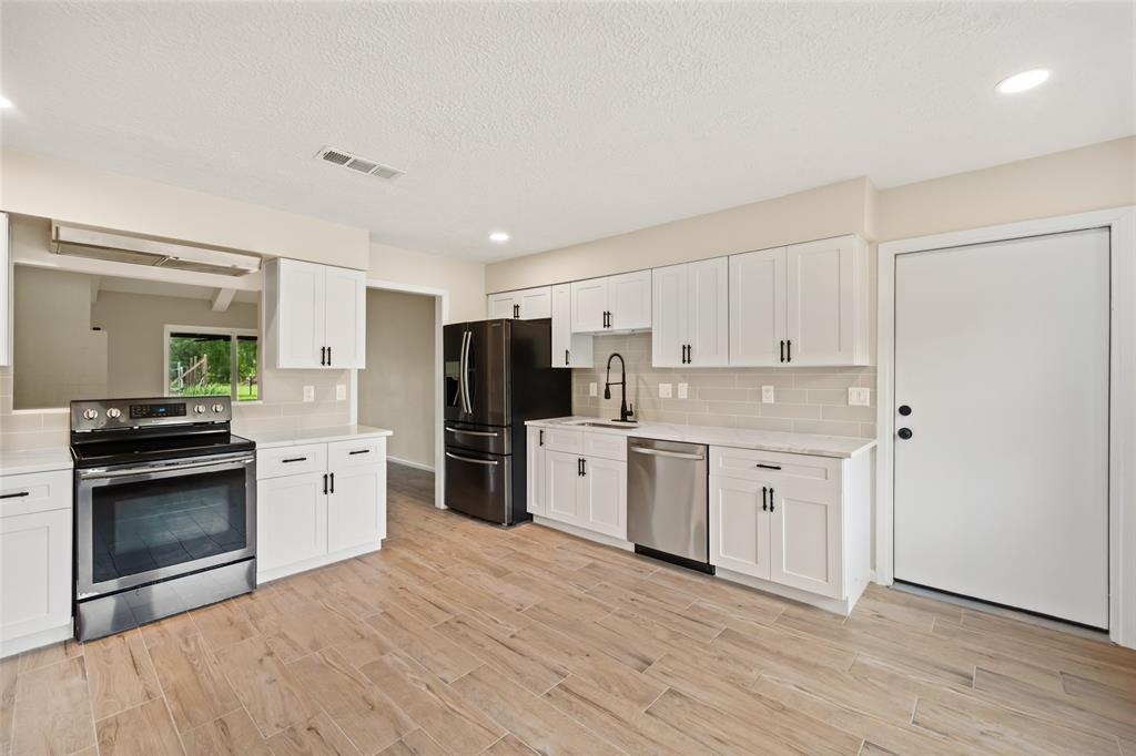 532 Woolridge Drive