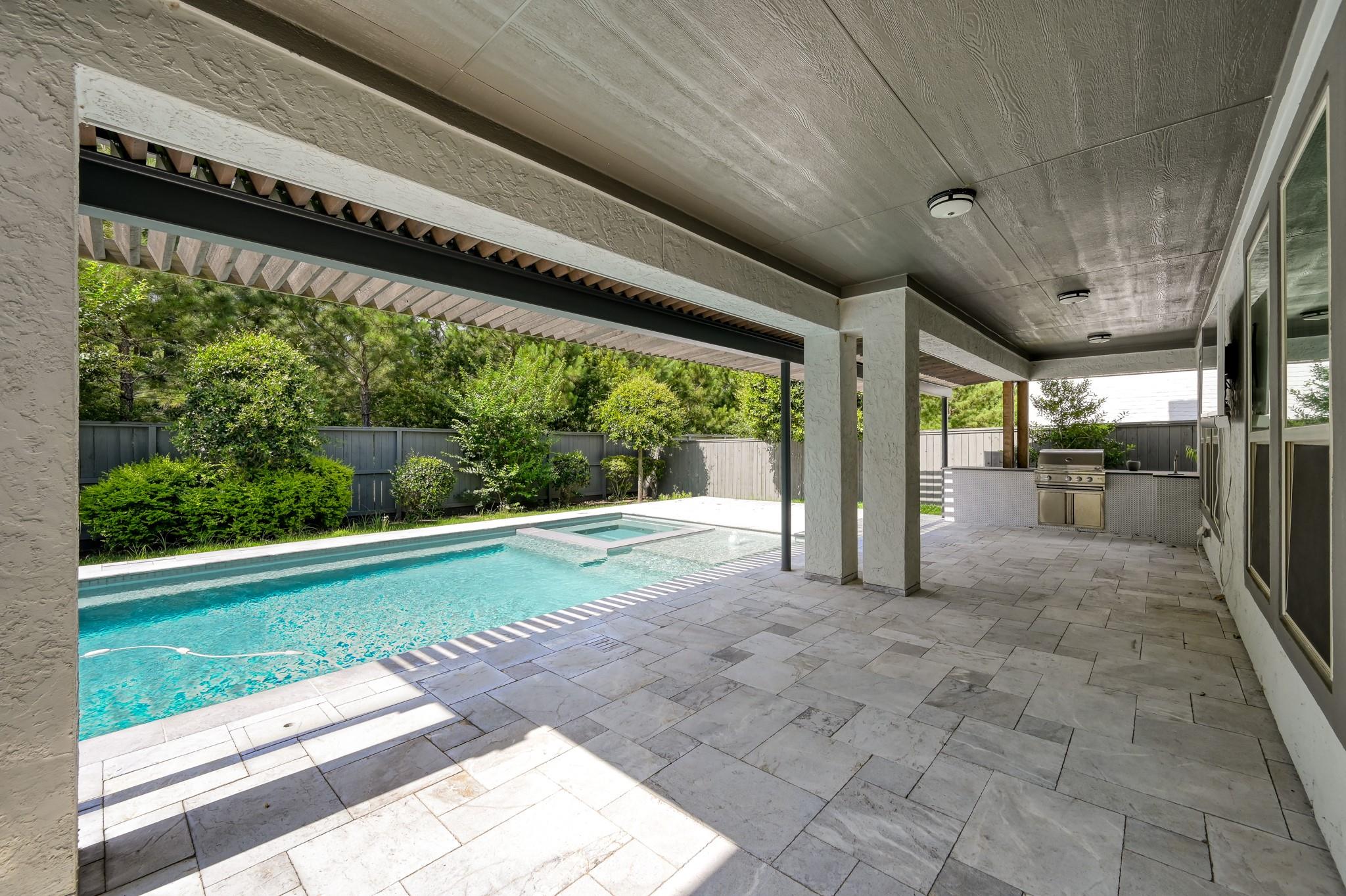 41 Snowdrop Lily Drive