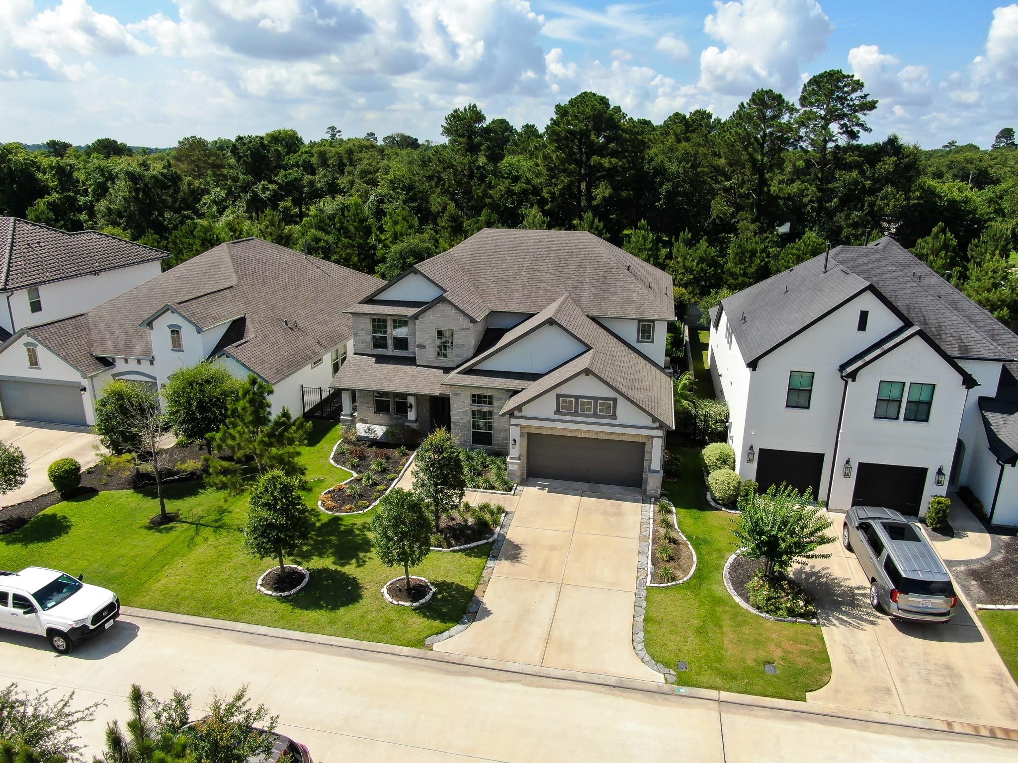41 Snowdrop Lily Drive