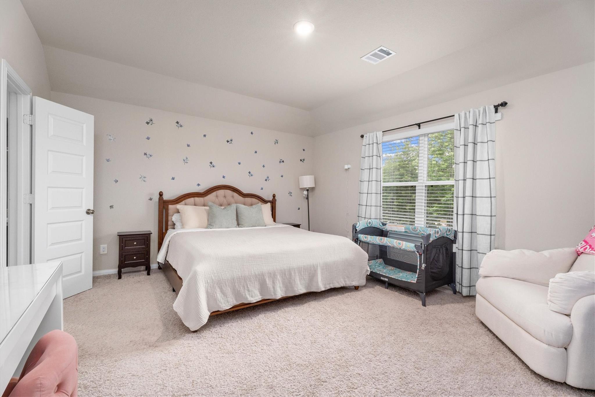 1325 Mount Bassie Trail