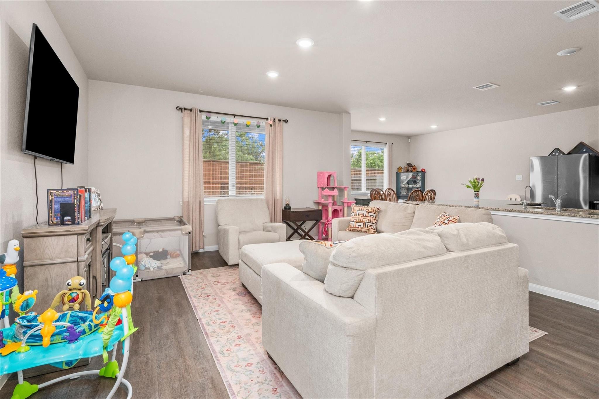 1325 Mount Bassie Trail