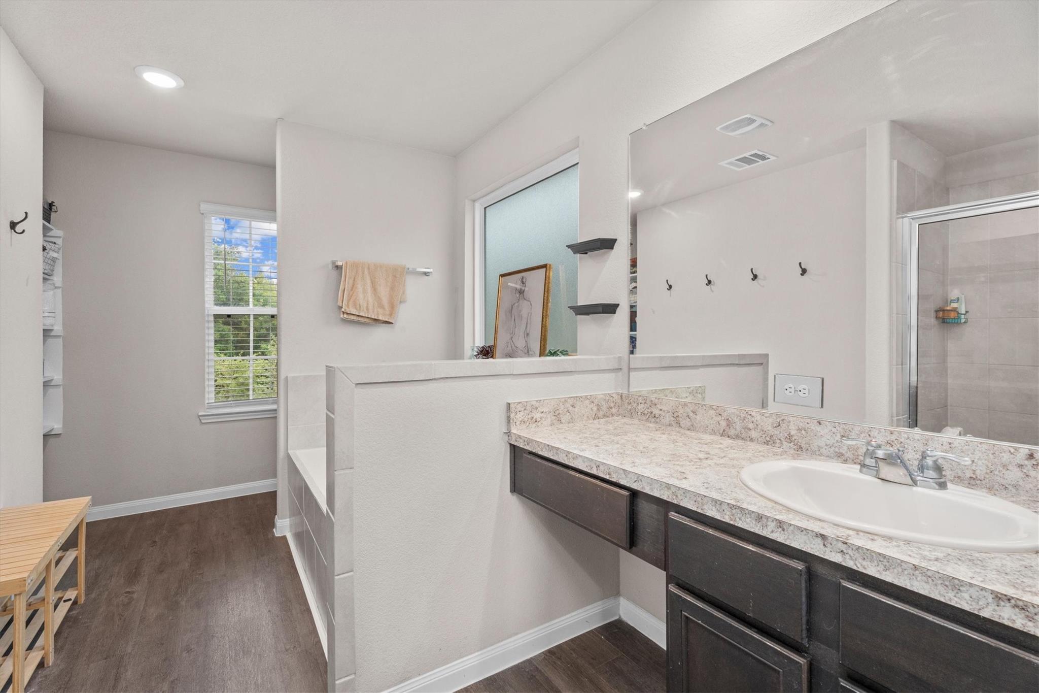 1325 Mount Bassie Trail