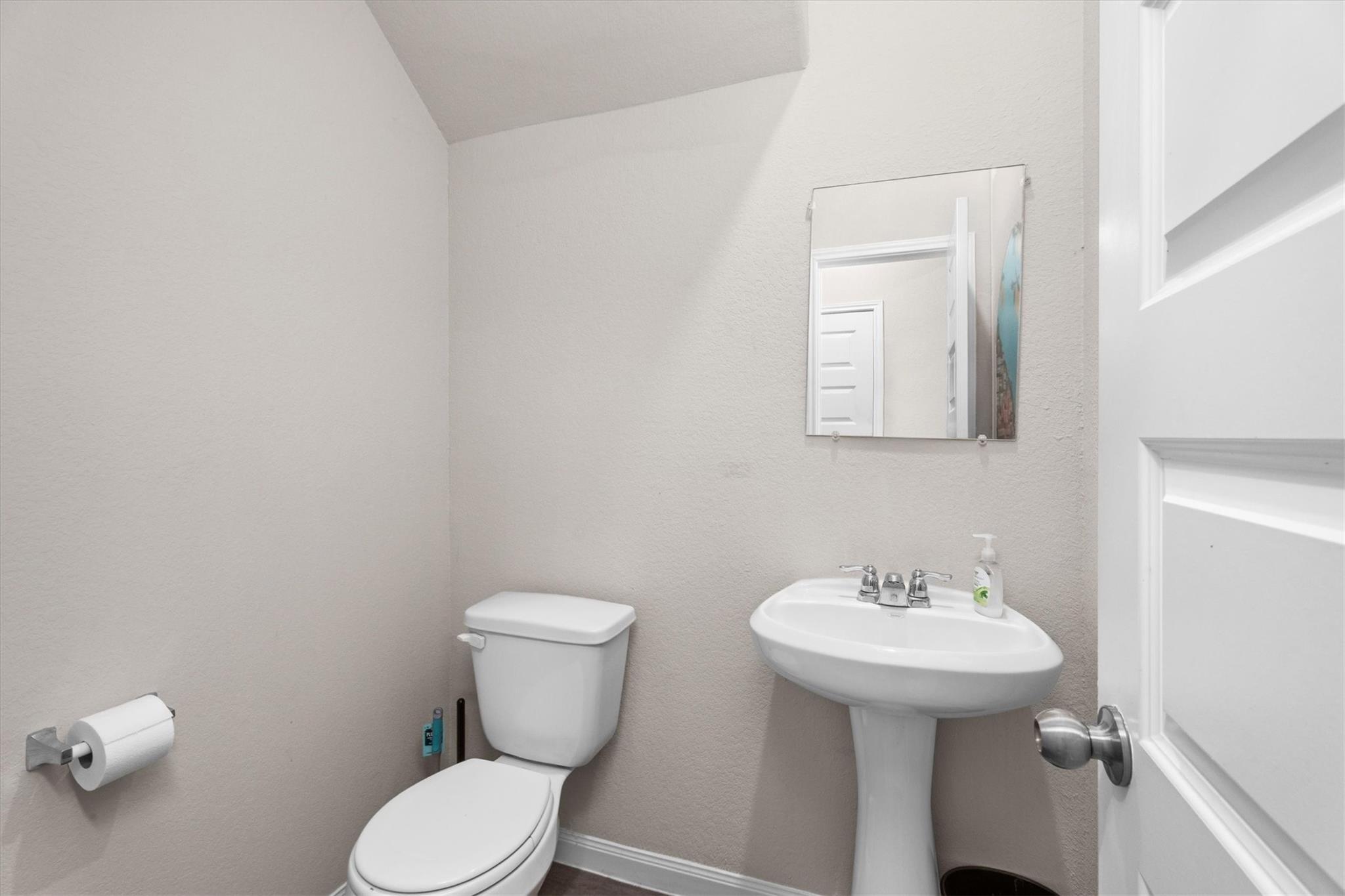 1325 Mount Bassie Trail