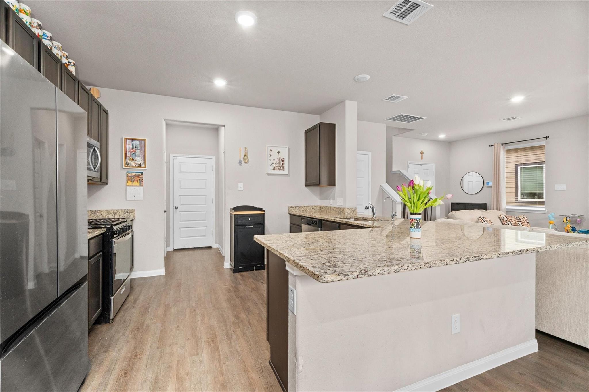 1325 Mount Bassie Trail