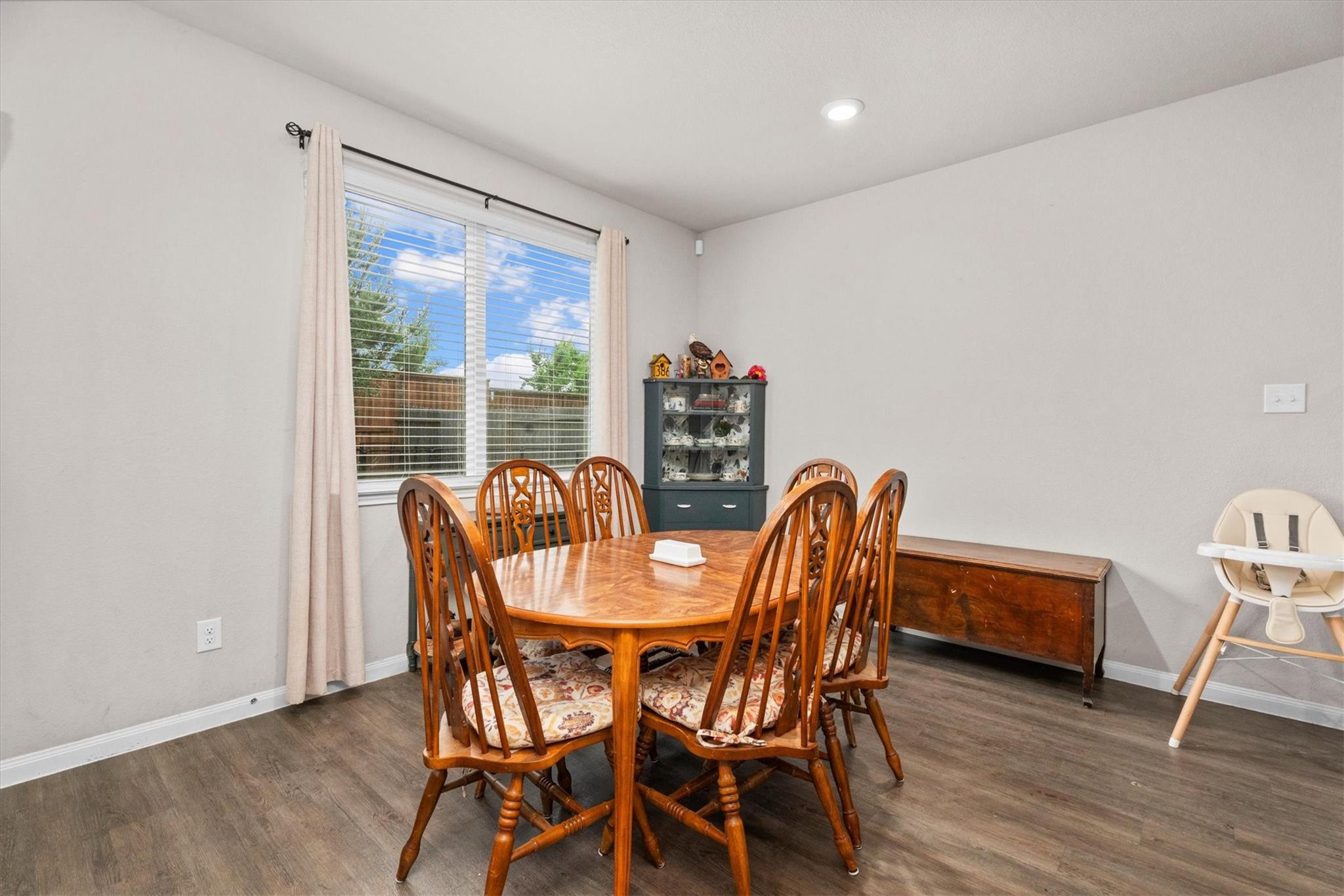 1325 Mount Bassie Trail