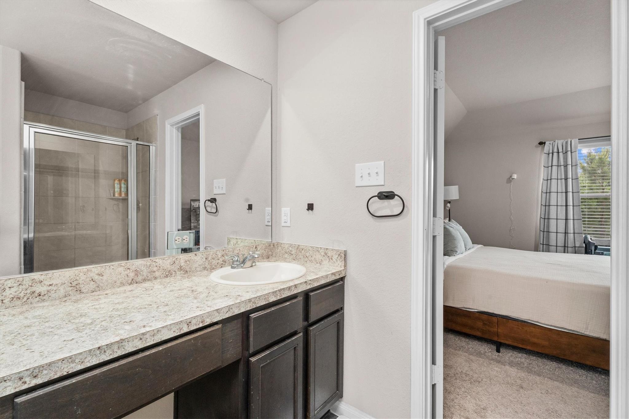 1325 Mount Bassie Trail