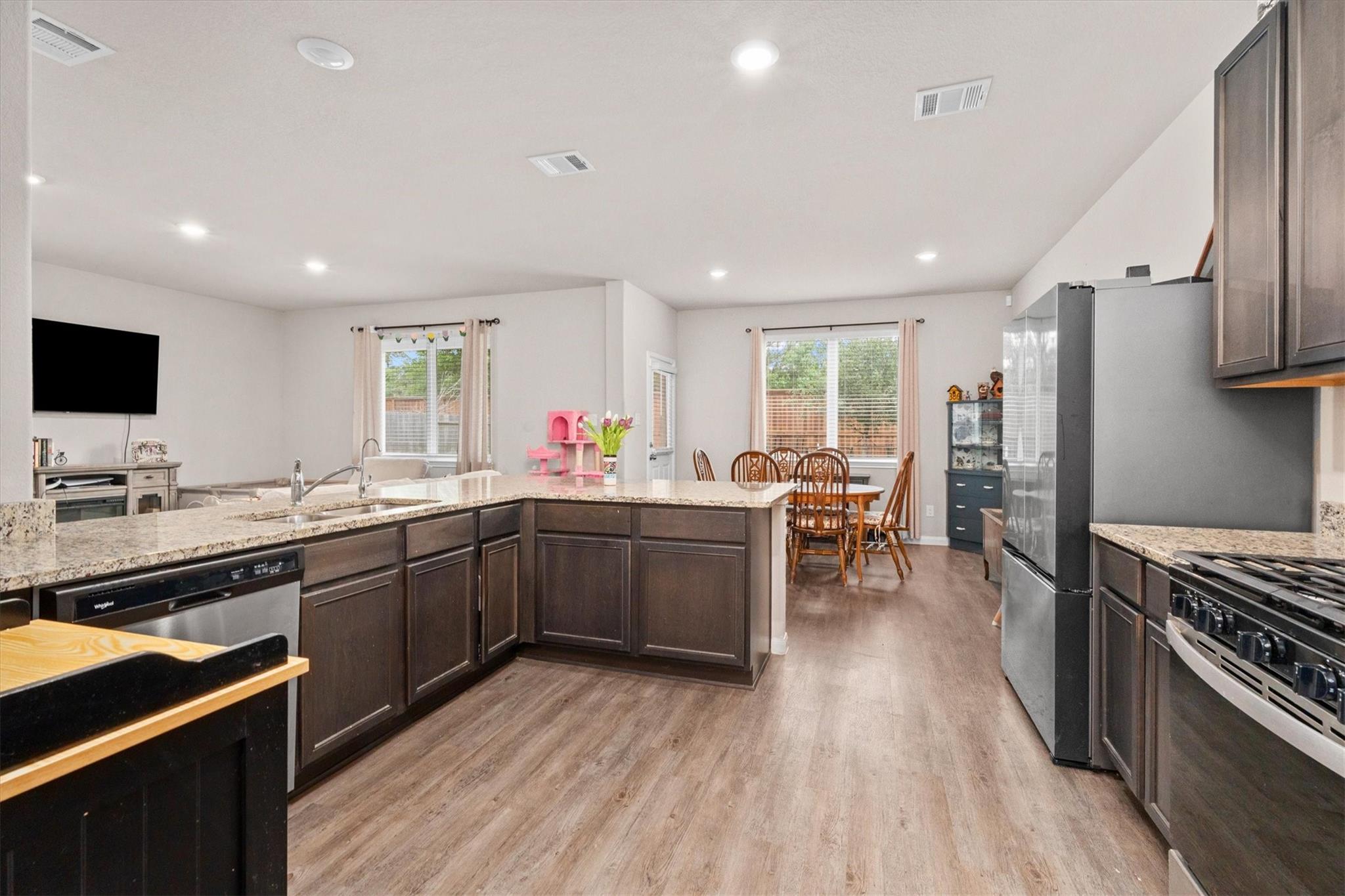 1325 Mount Bassie Trail