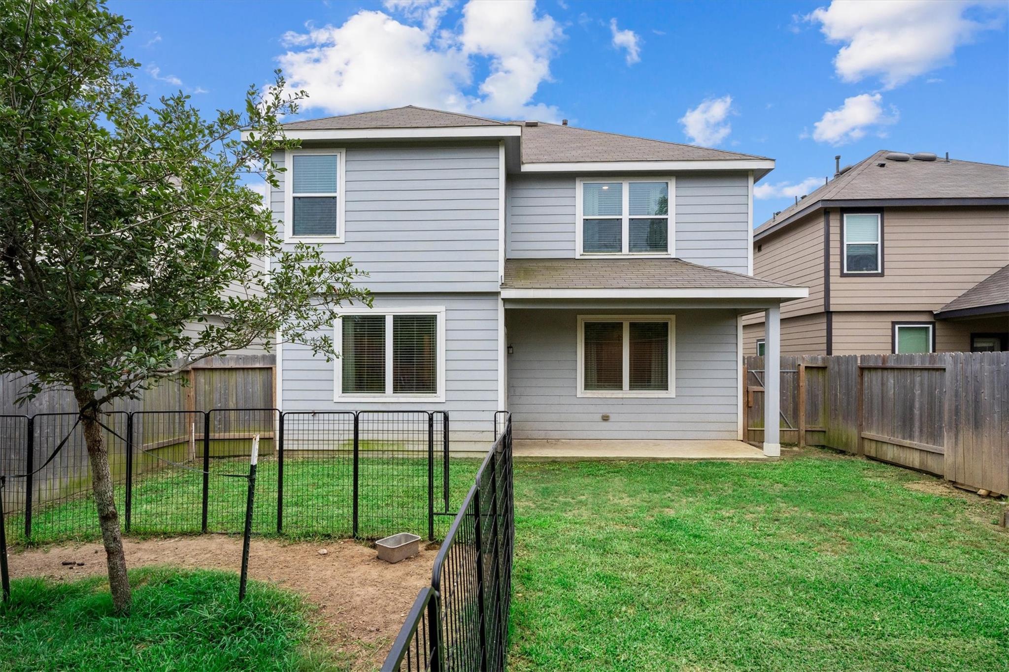 1325 Mount Bassie Trail