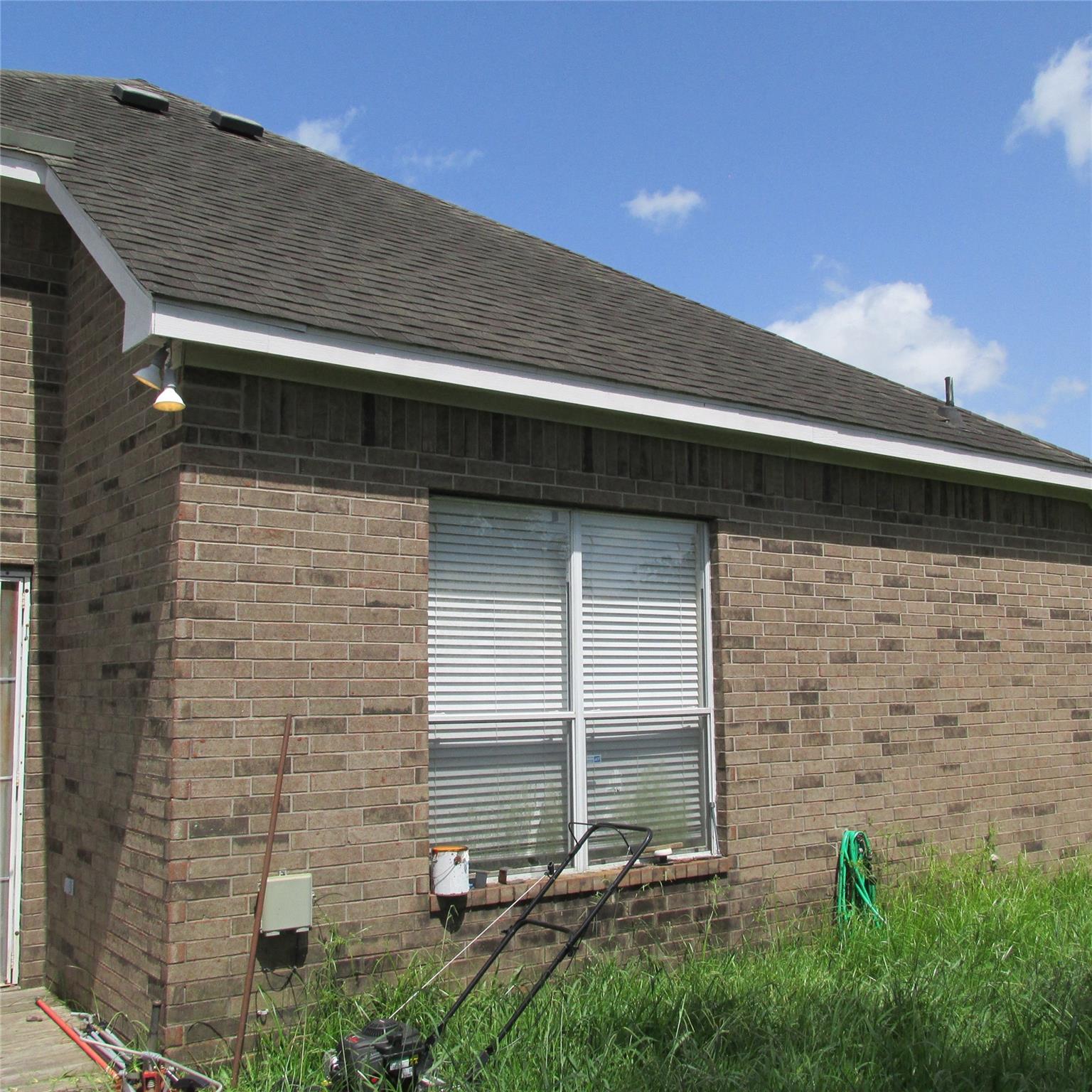 3255 Lakeway Lane