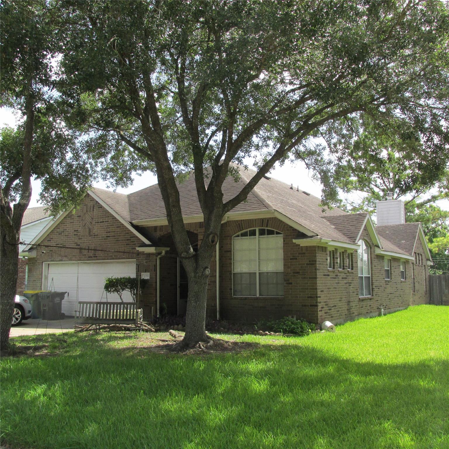 3255 Lakeway Lane