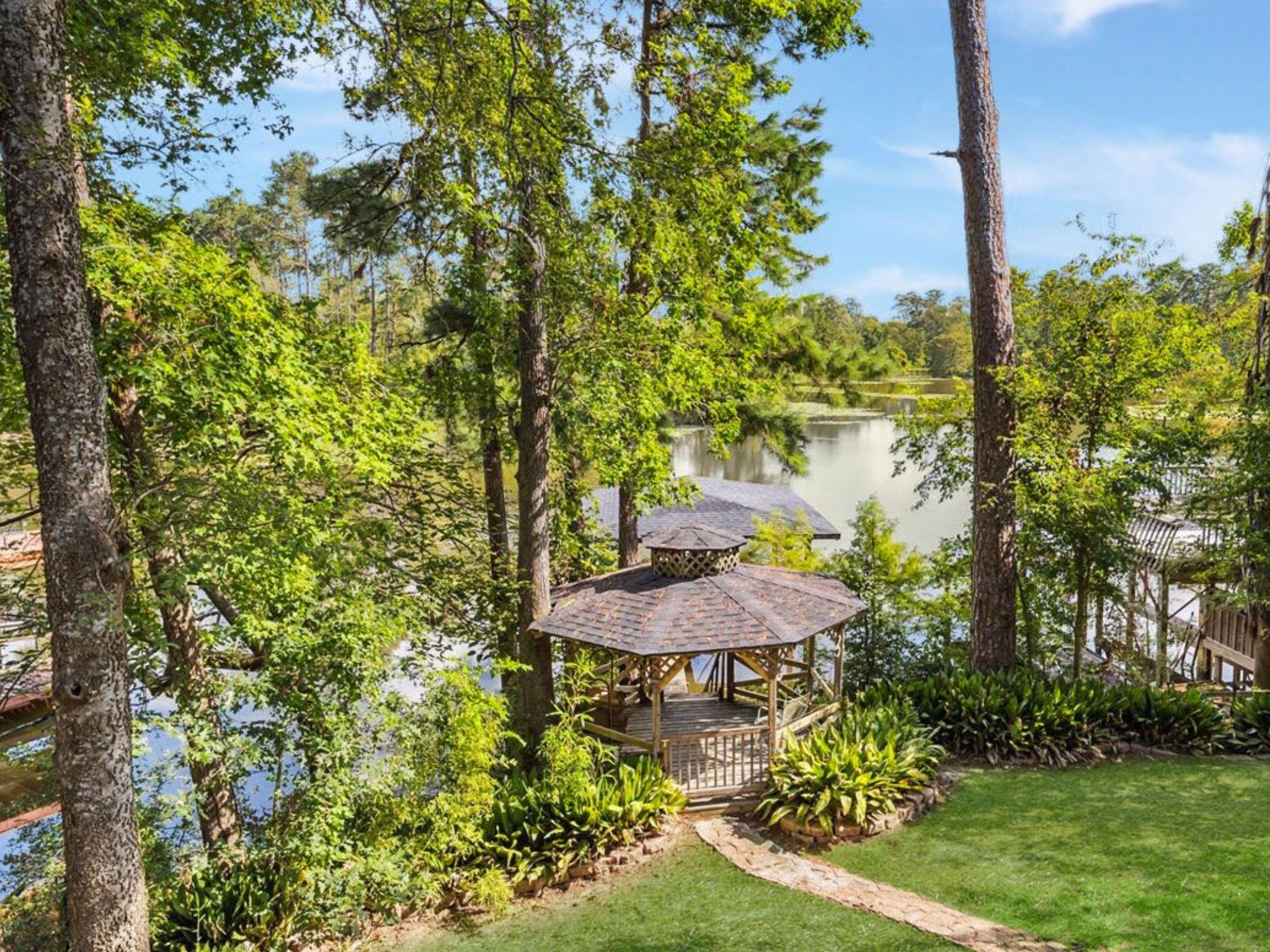 25814 Water Ridge Drive