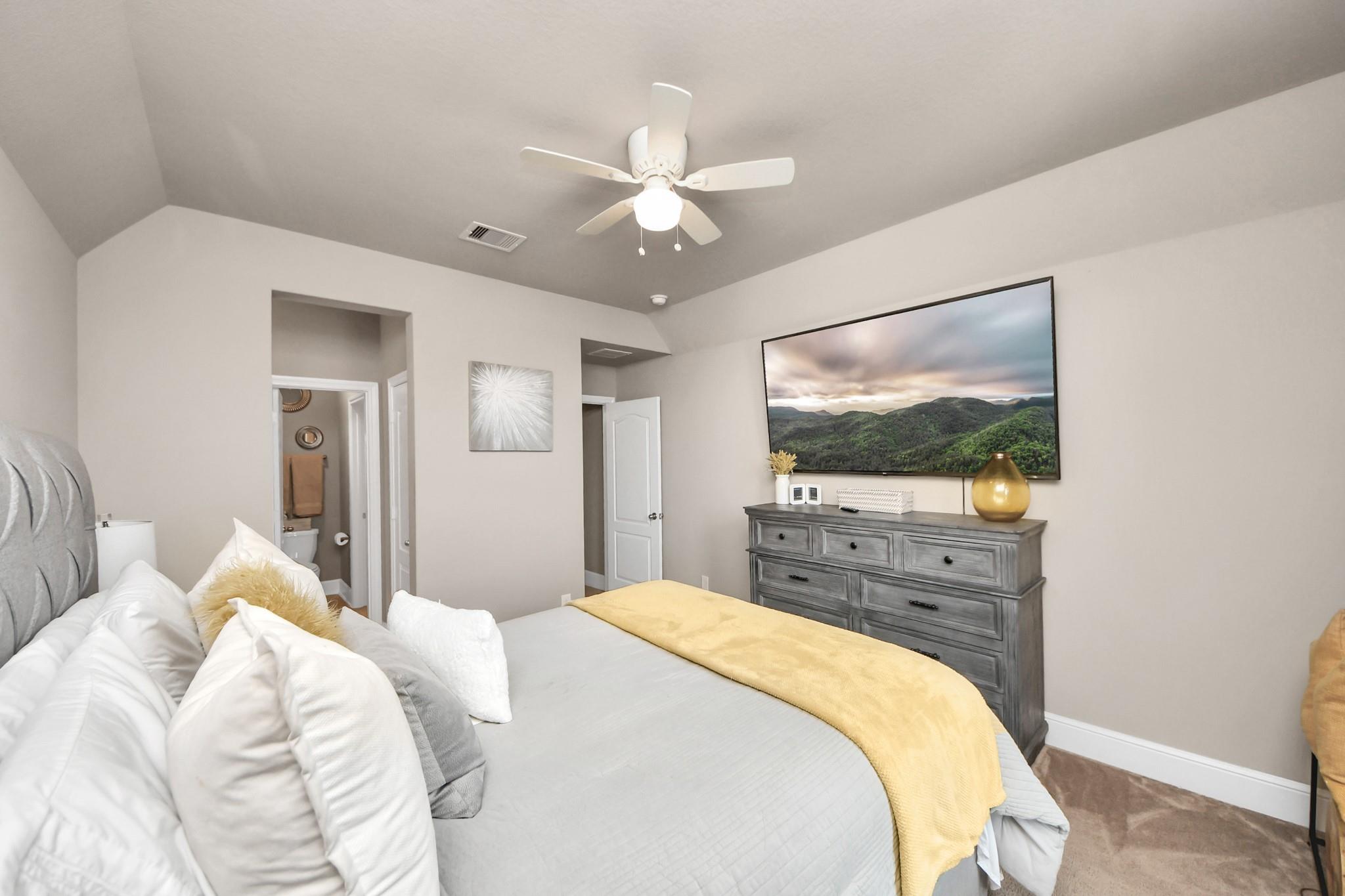 19115 Greenview Glen Drive