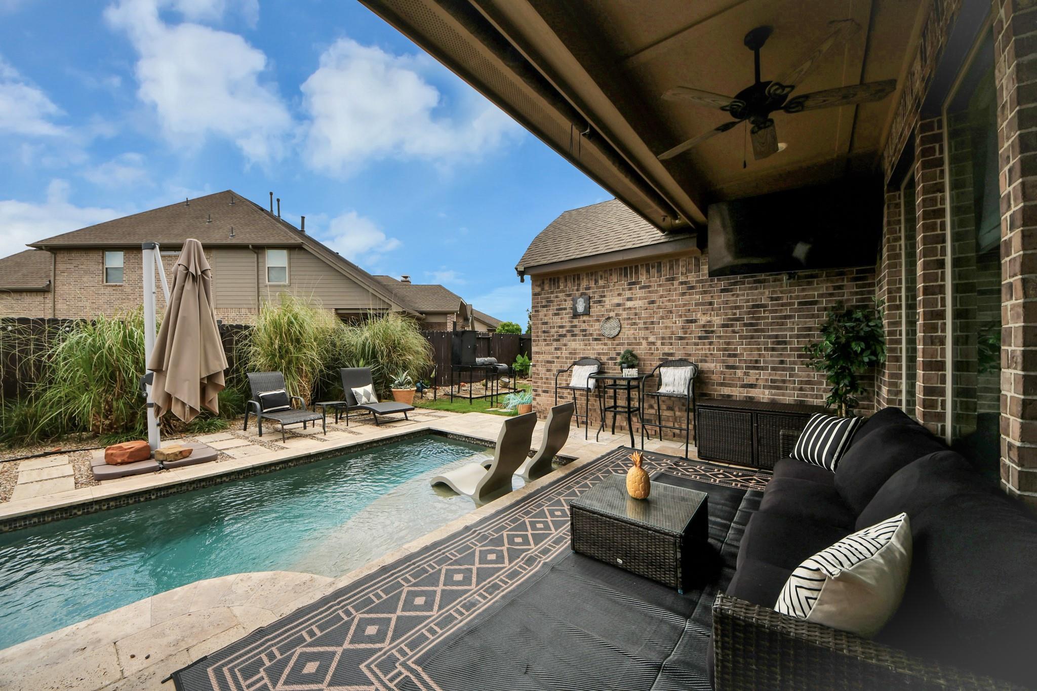 19115 Greenview Glen Drive