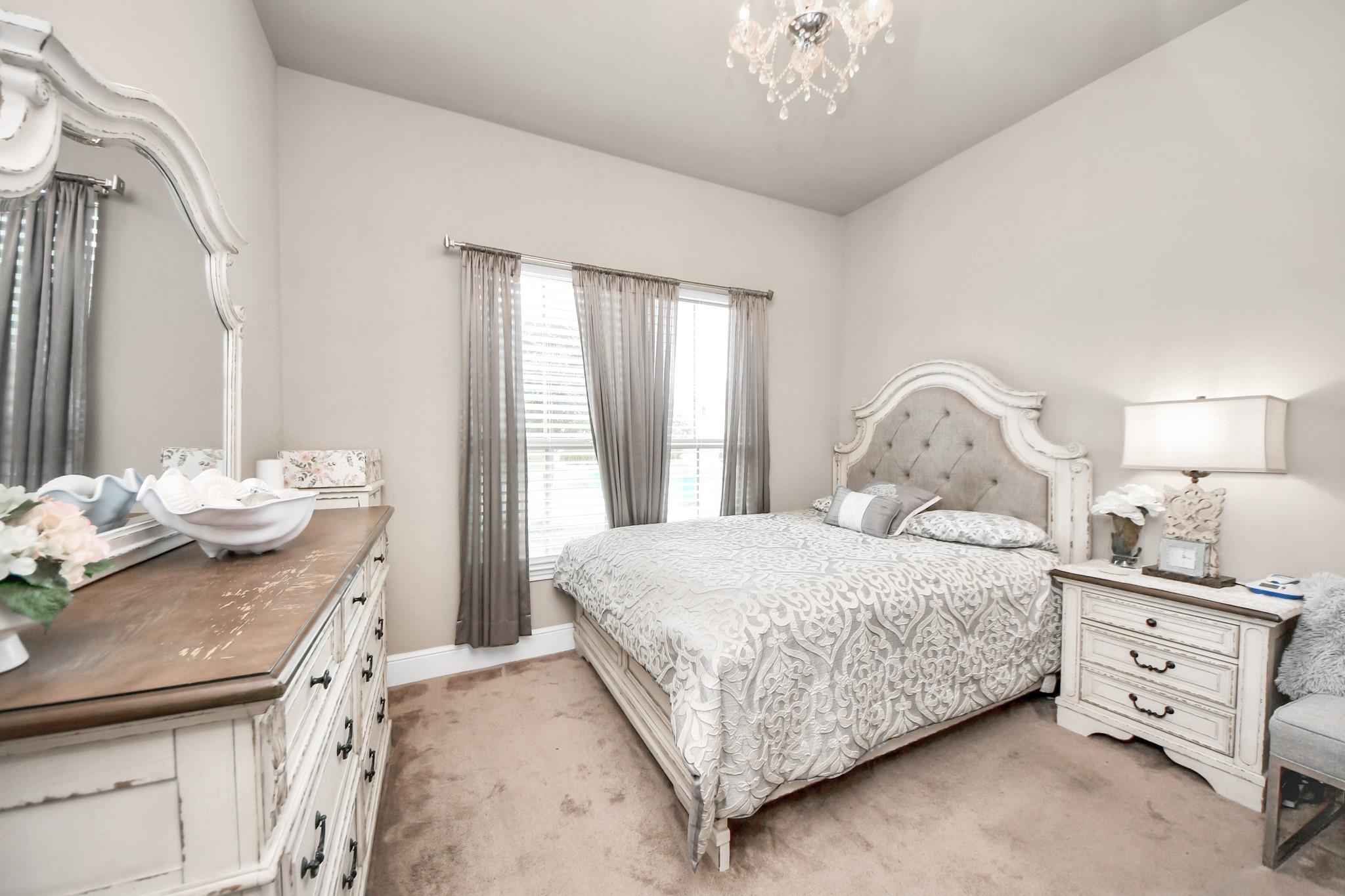 19115 Greenview Glen Drive