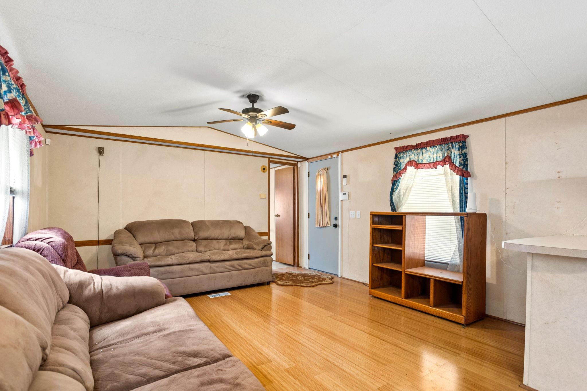 7075 Whartons Dock Road