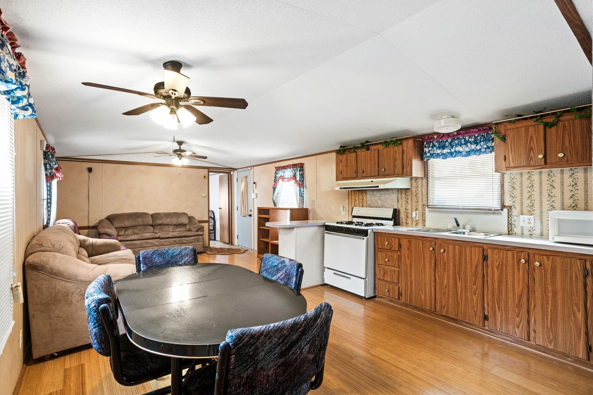7075 Whartons Dock Road