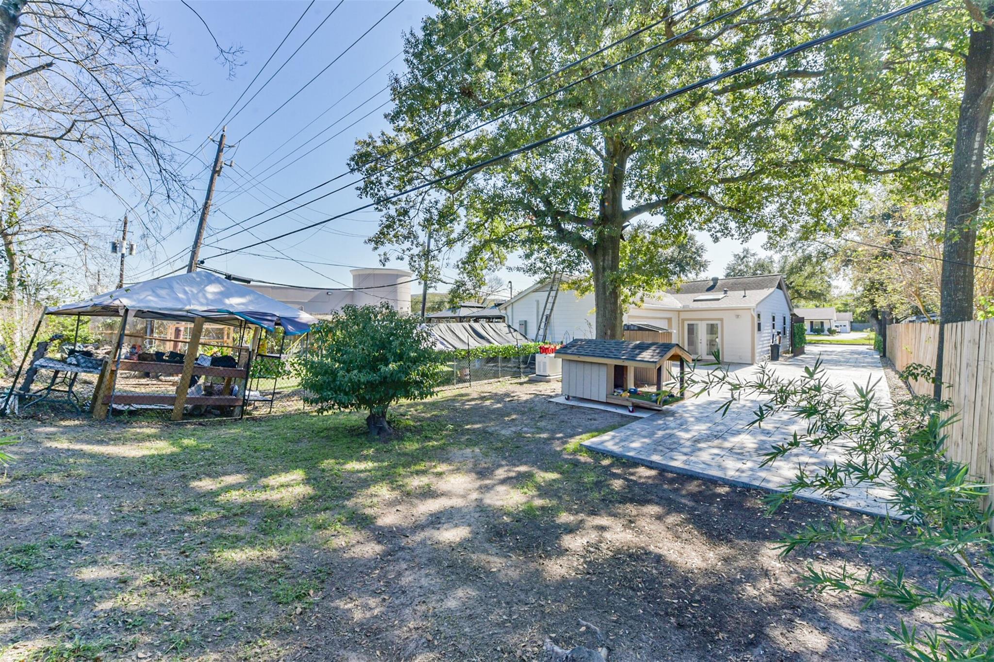 5002 Beechnut Street