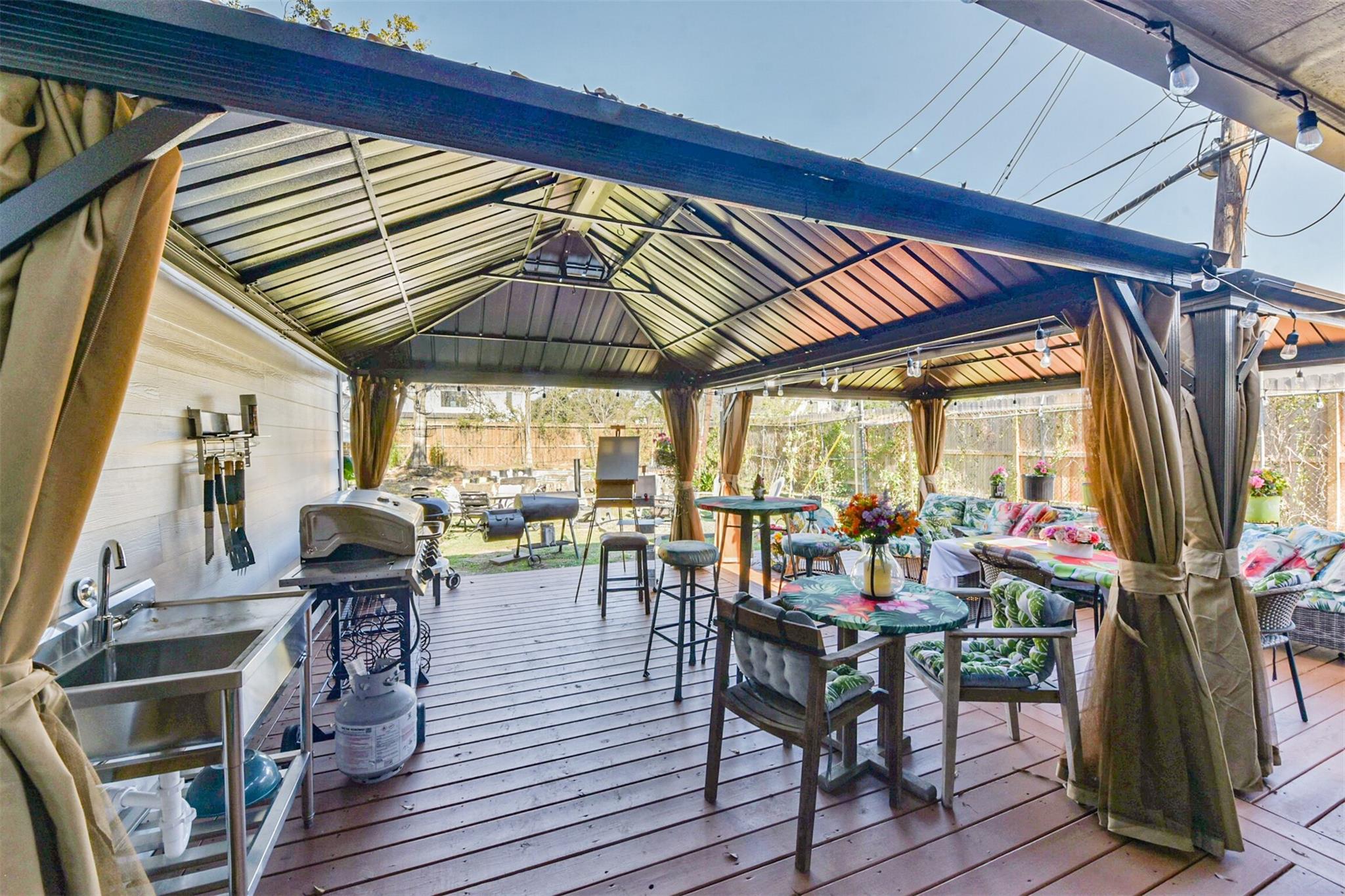 5002 Beechnut Street