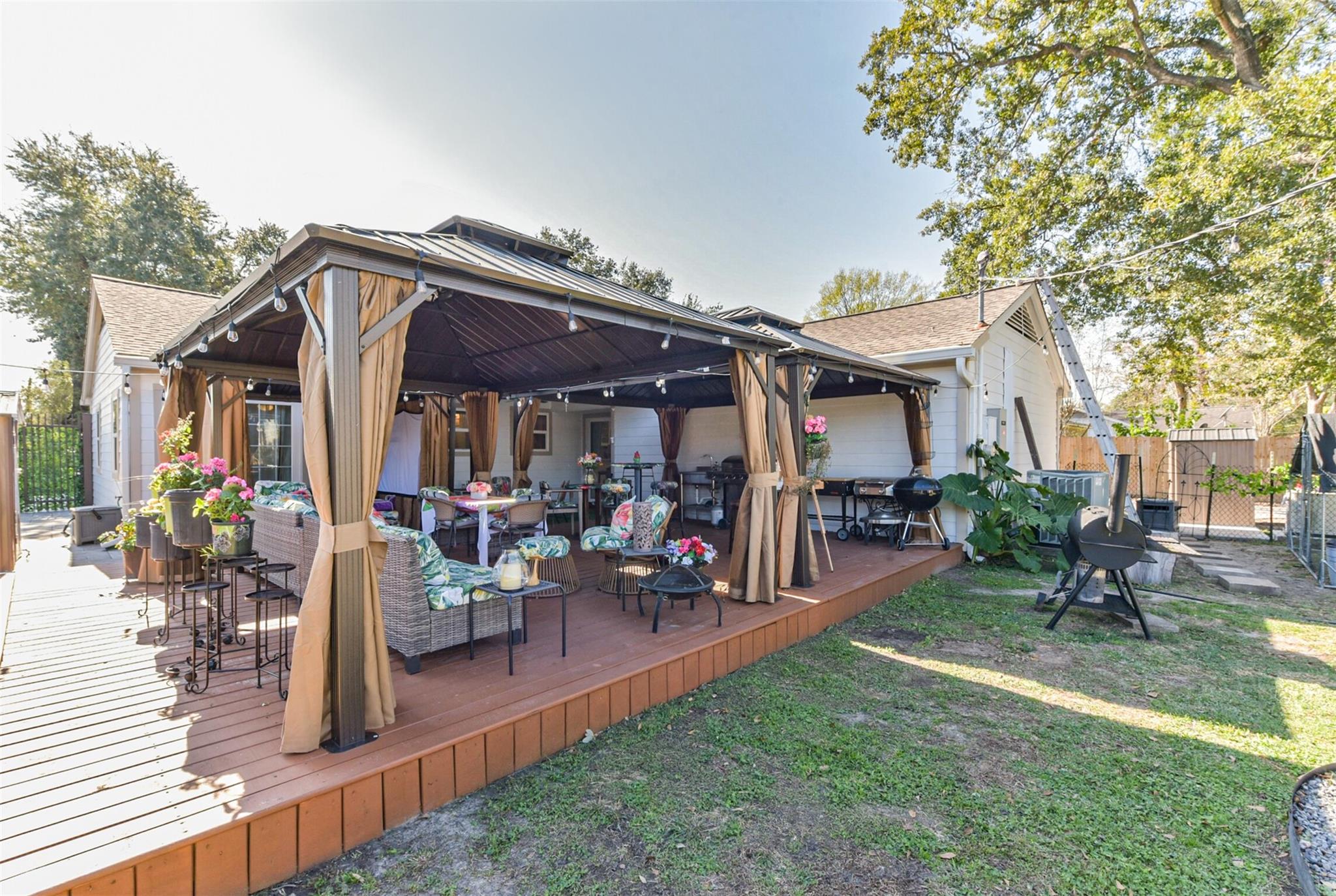 5002 Beechnut Street