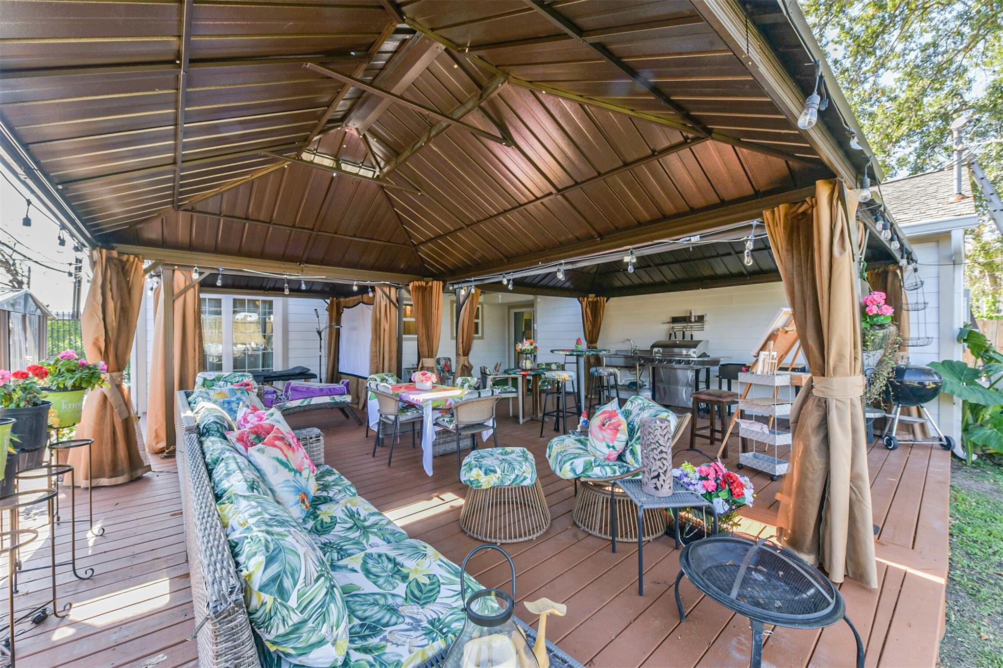 5002 Beechnut Street