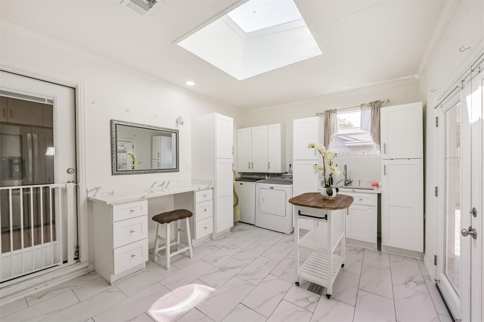 5002 Beechnut Street