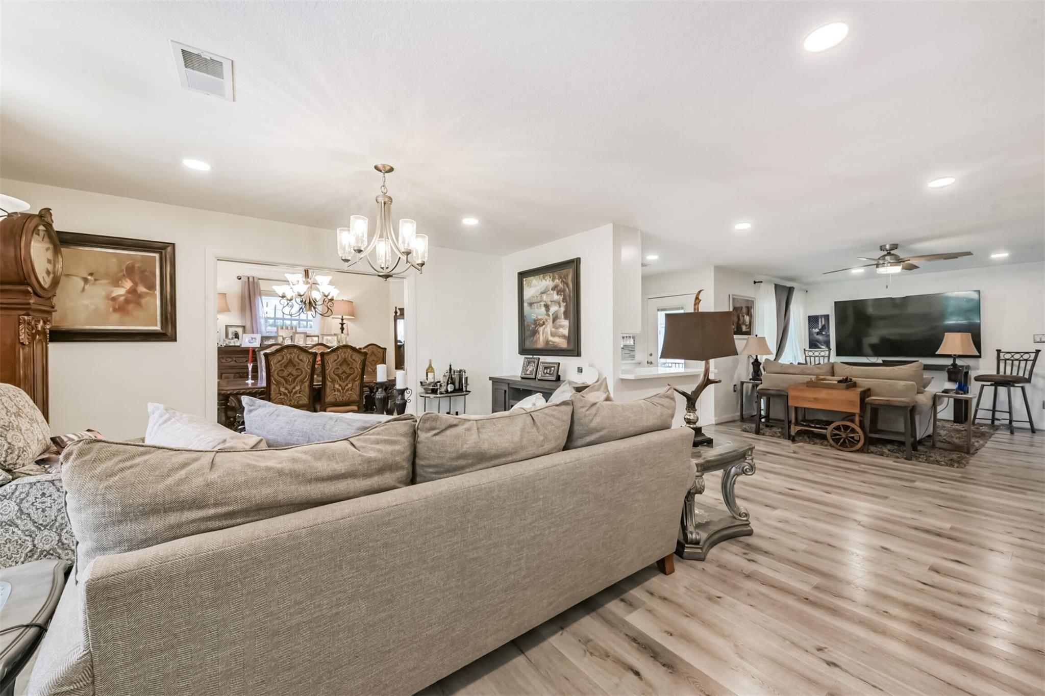 5002 Beechnut Street