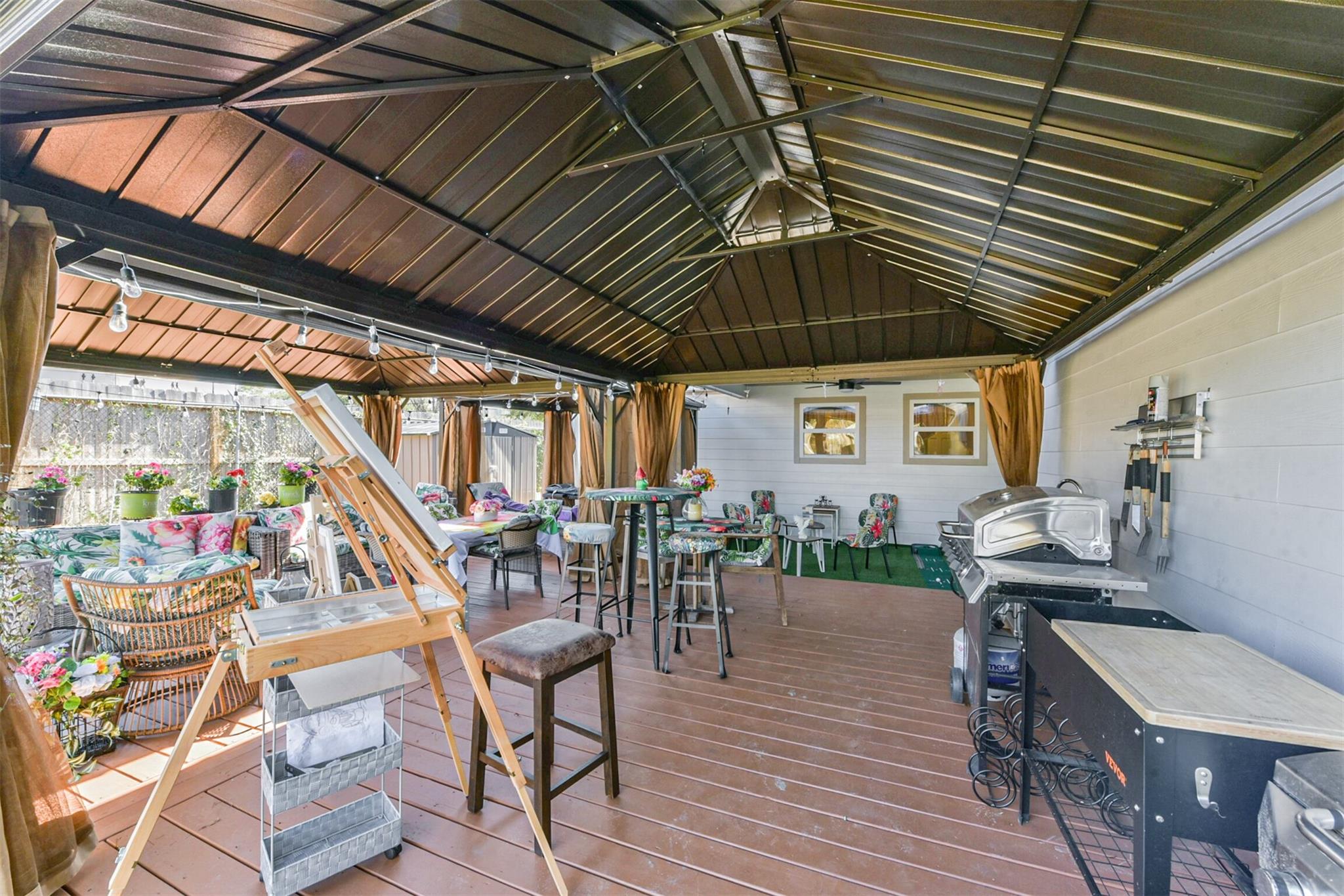 5002 Beechnut Street