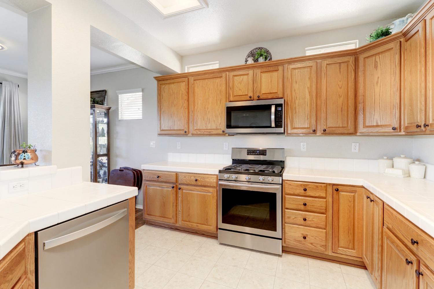 300 Waterfield Court