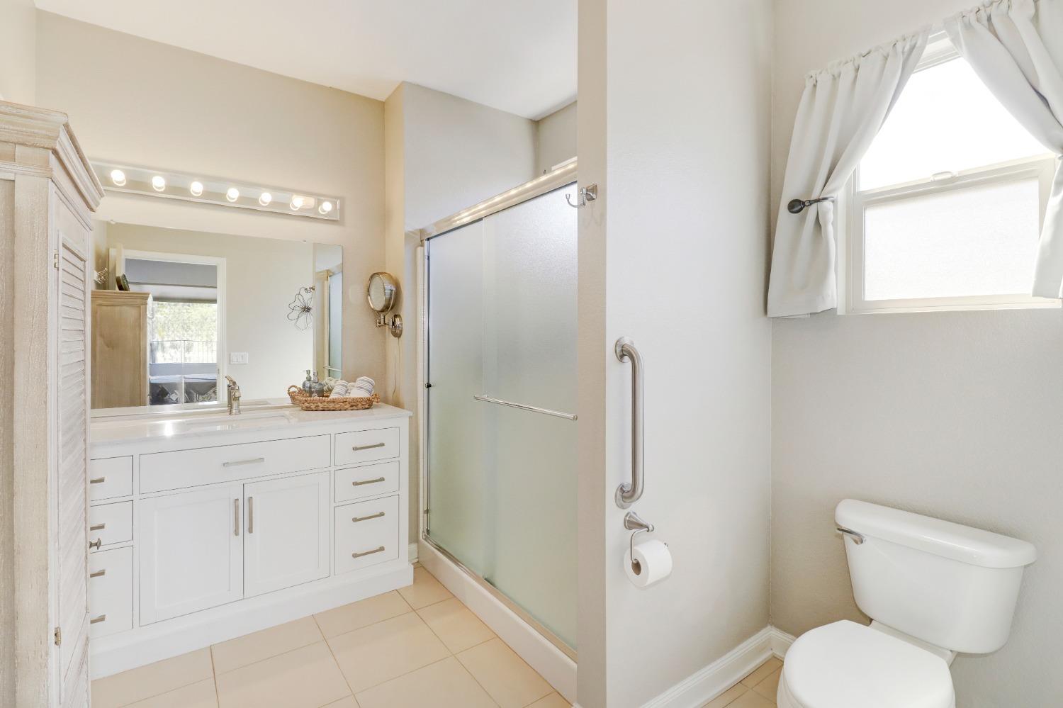 300 Waterfield Court