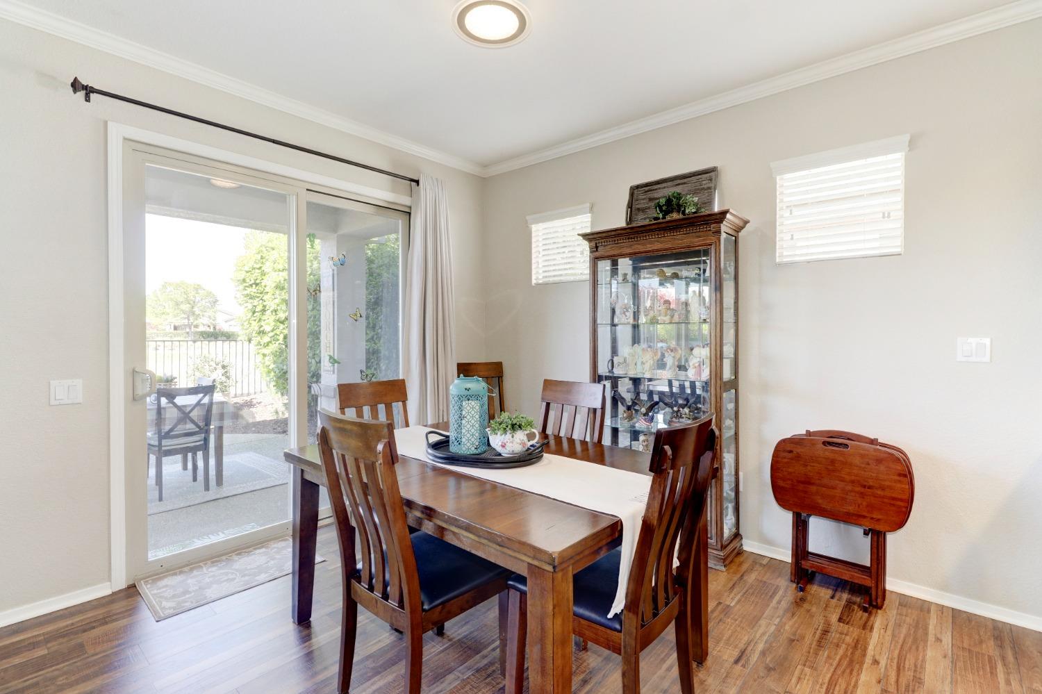 300 Waterfield Court