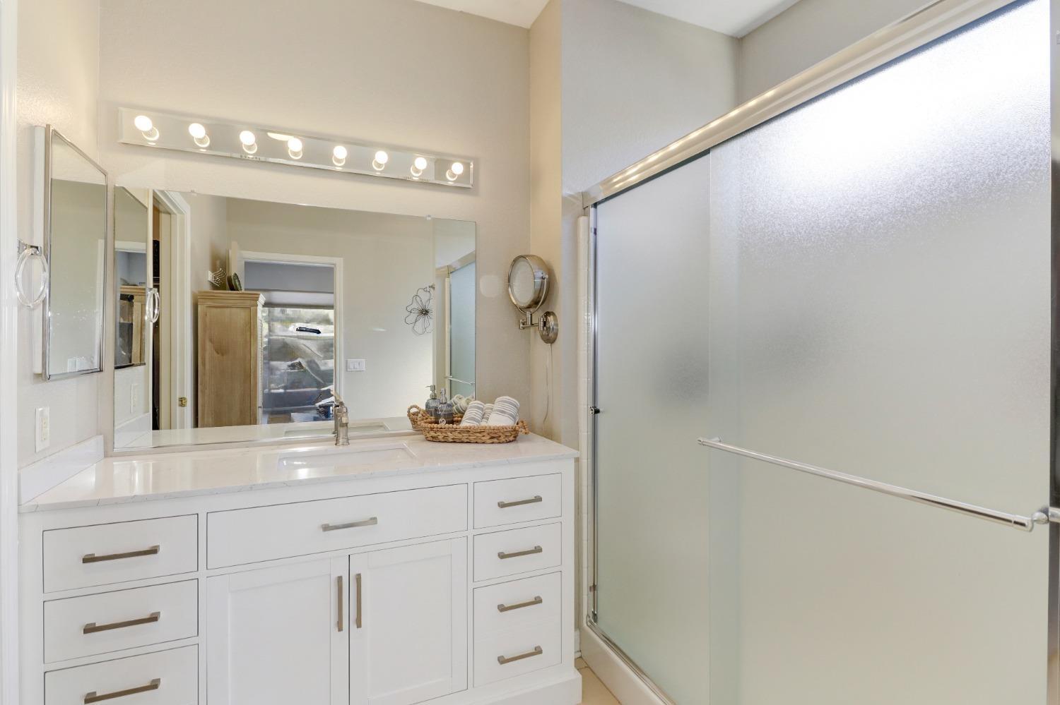 300 Waterfield Court