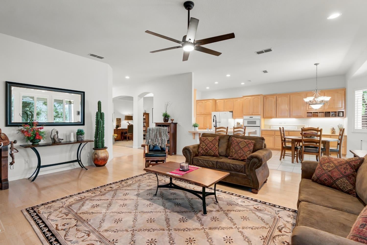 2303 Petruchio Way