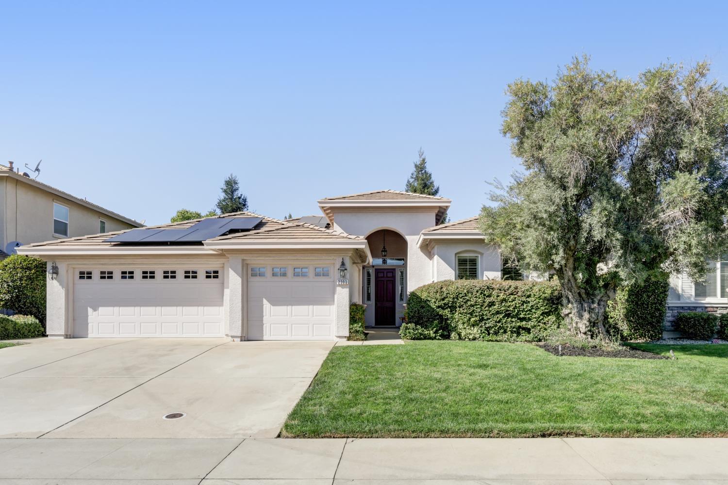2303 Petruchio Way