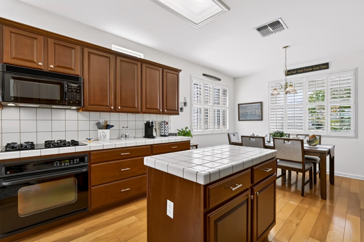 869 Mossy Ridge Lane