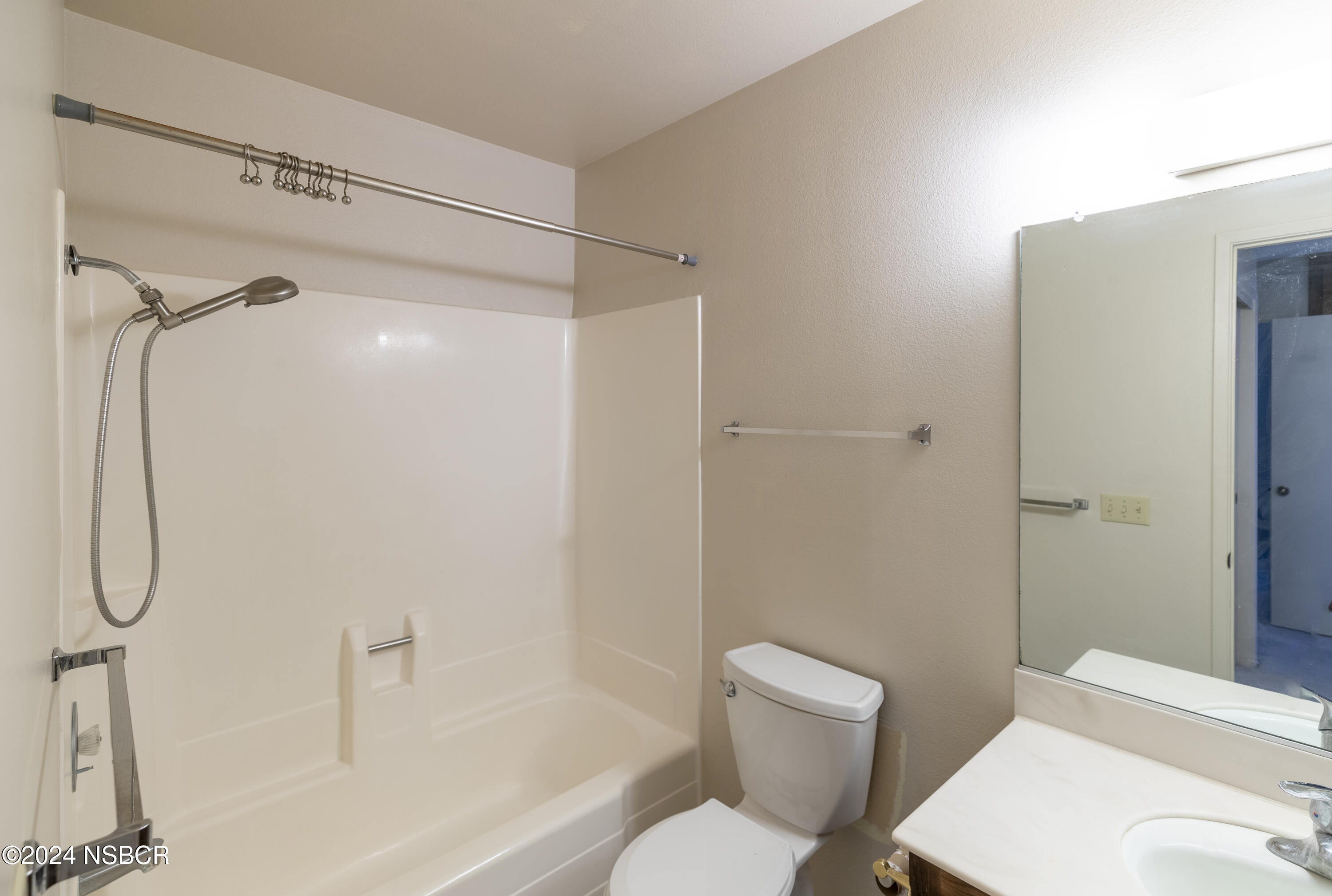 3954 Mesa Circle Dr A