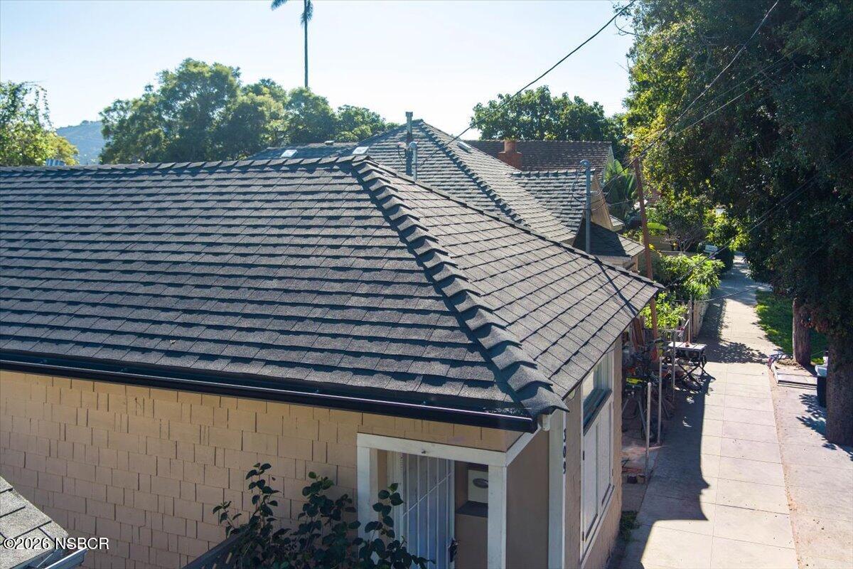 309 W Victoria Street