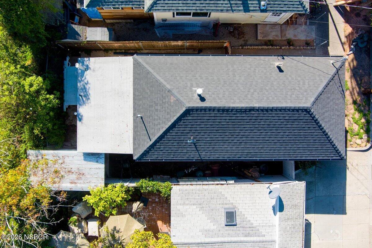 309 W Victoria Street