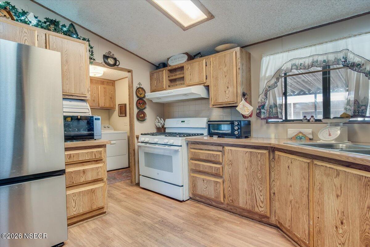 30 Winchester Cyn Road 48