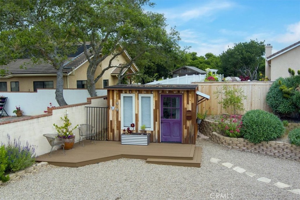 1215 Harris Drive