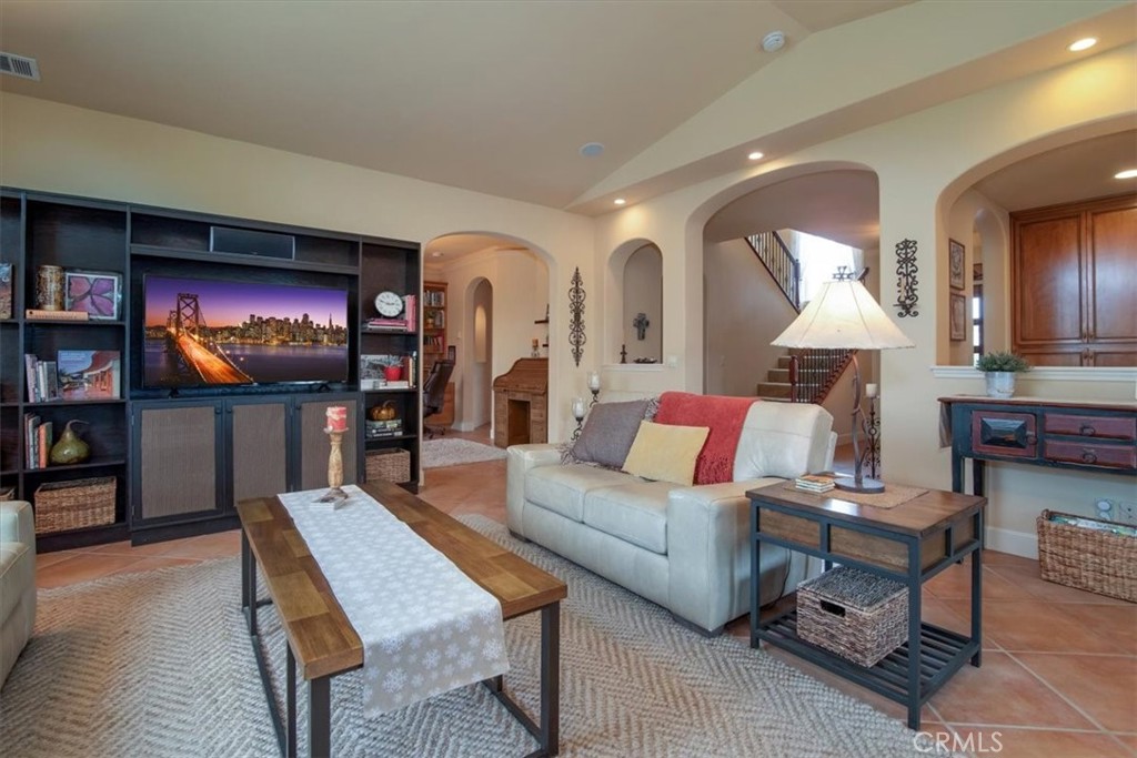 1215 Harris Drive