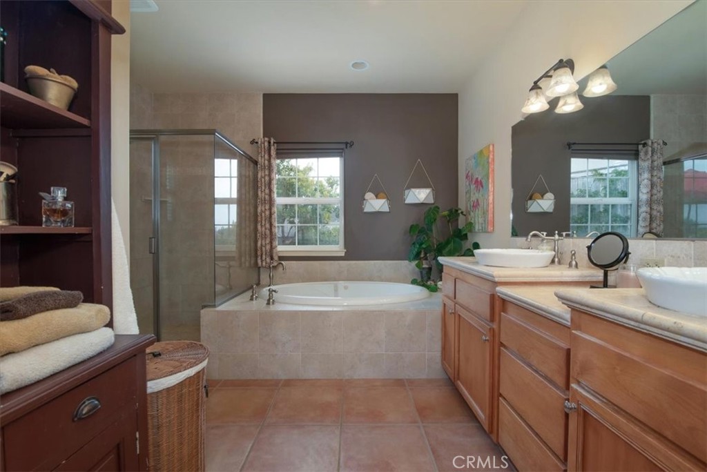 1215 Harris Drive