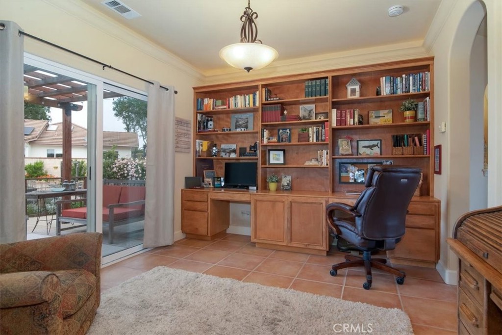 1215 Harris Drive