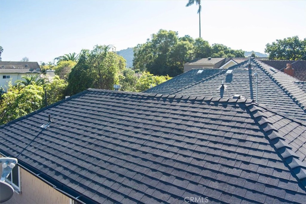 309 W Victoria Street