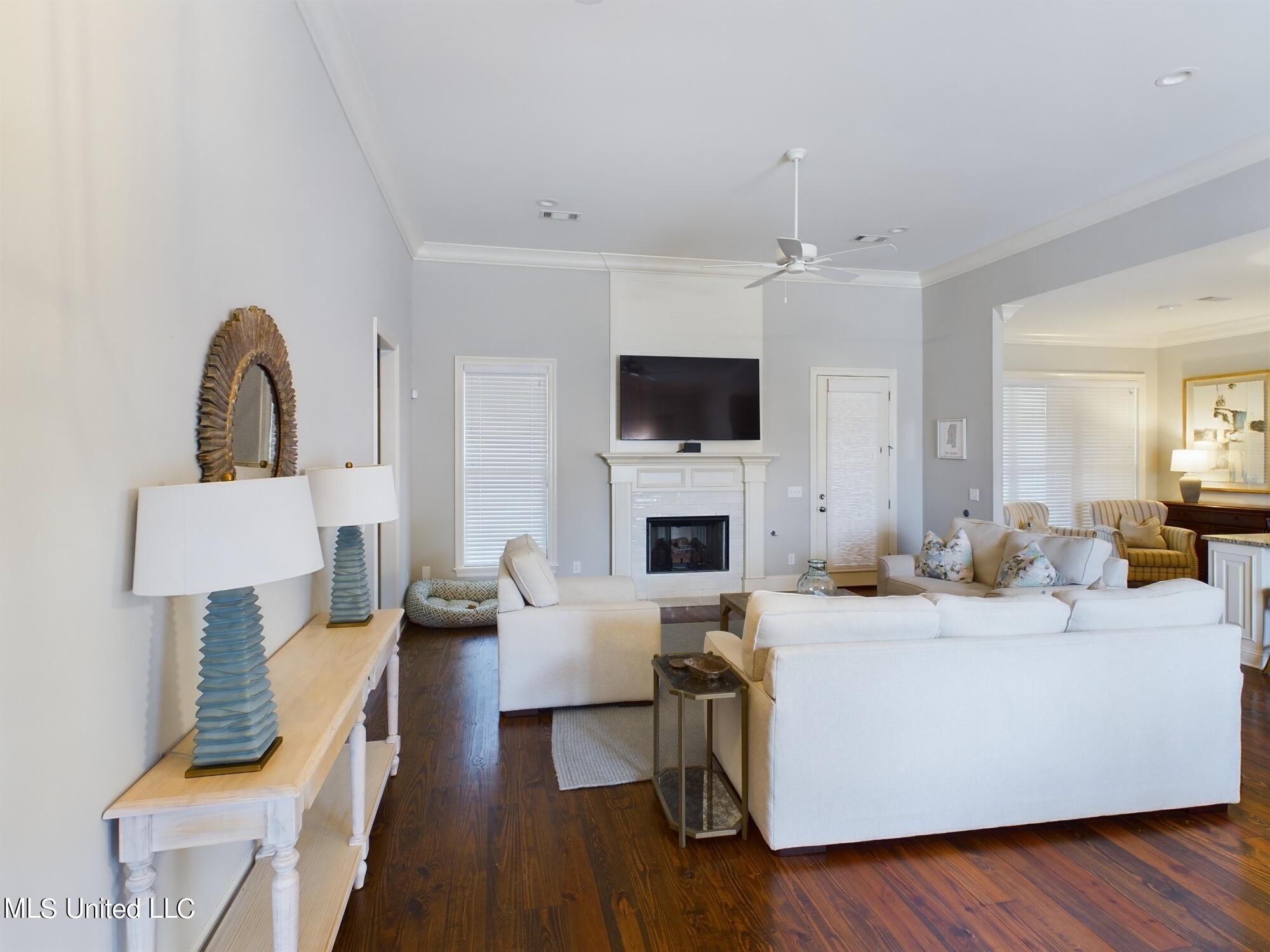 206 Kingswood Place Place