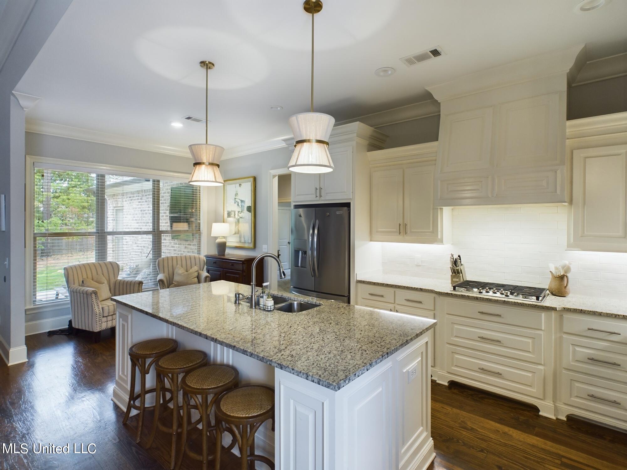 206 Kingswood Place Place